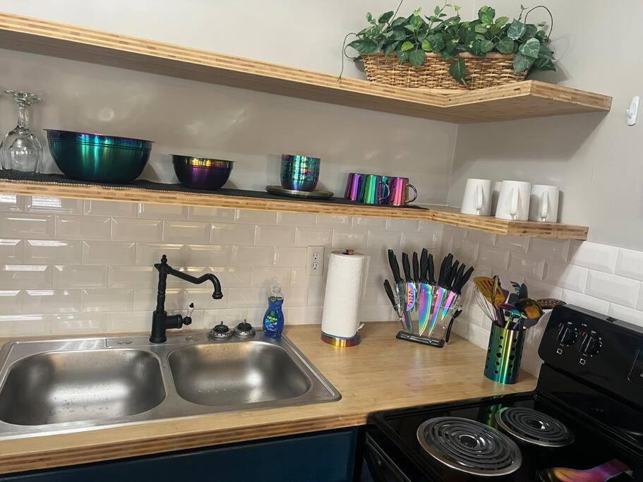 Indigo Downtownwalkable Kingbed Apartment Raleigh Bagian luar foto
